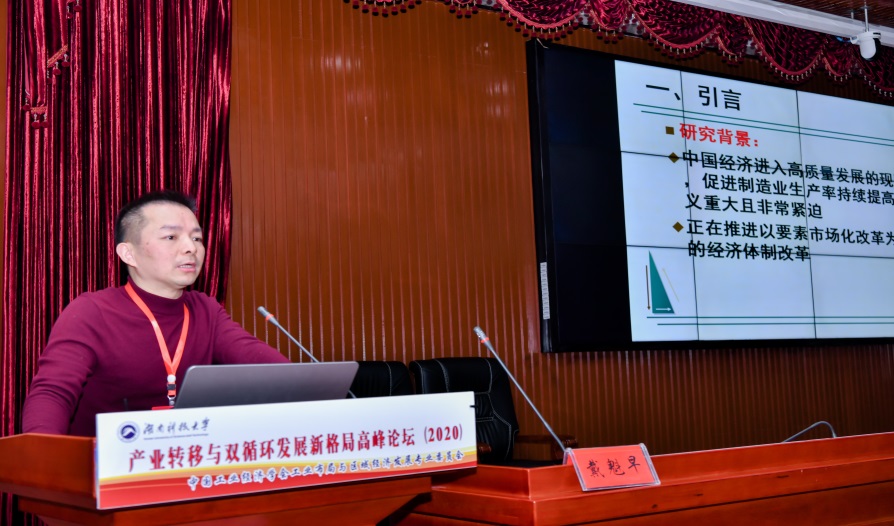 7fd45f0b39d54832826909b6394dbe10.jpg 10.jpg