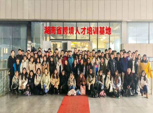 f6cb7ab088154d86bc49736b33175748.jpg 2.jpg