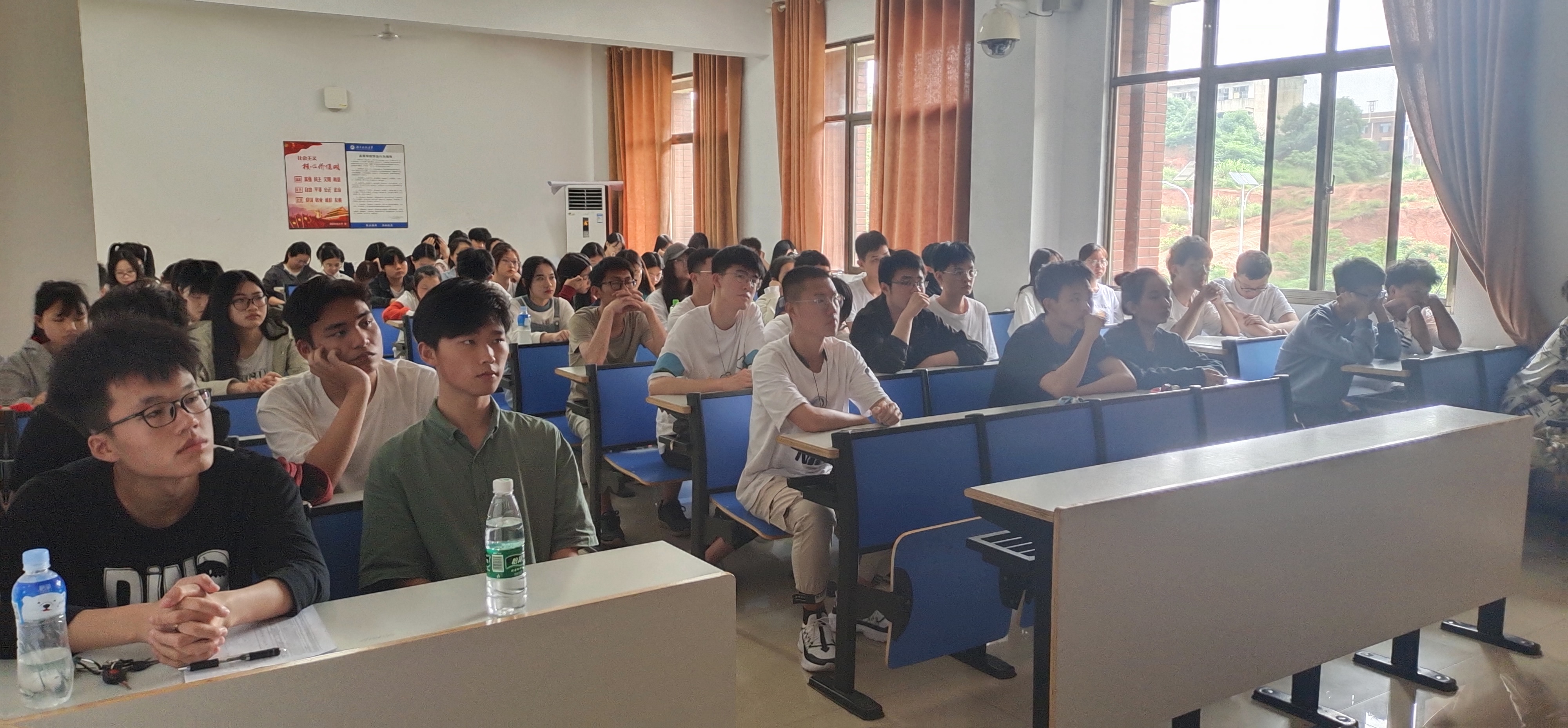 69d85c2ee44a4862b5d9a22f1adb6255.jpg 69d85c2ee44a4862b5d9a22f1adb6255.jpg