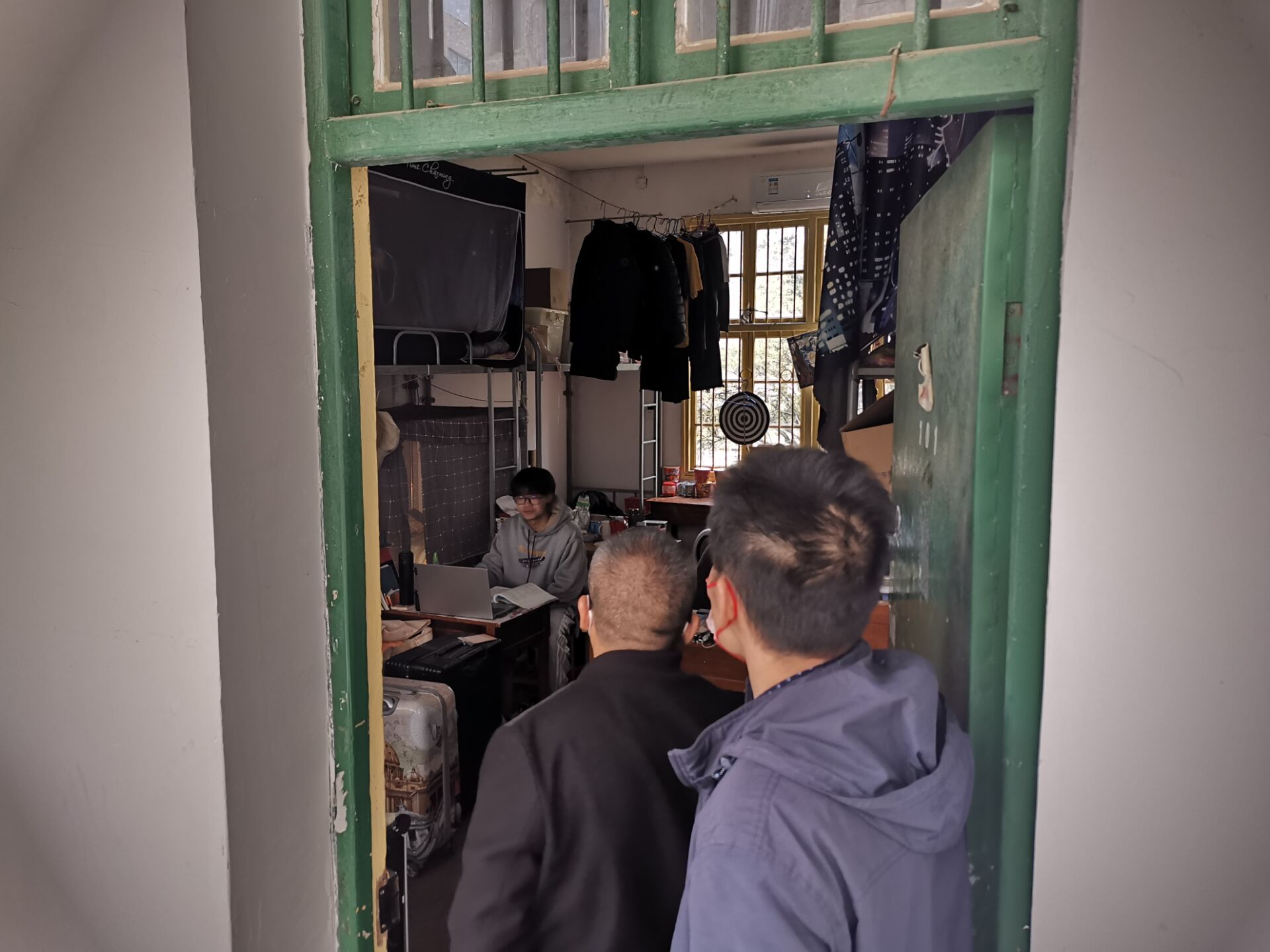 7ca8b6f9611e4416ab6fb9c0ddf97c55.jpg 7ca8b6f9611e4416ab6fb9c0ddf97c55.jpg