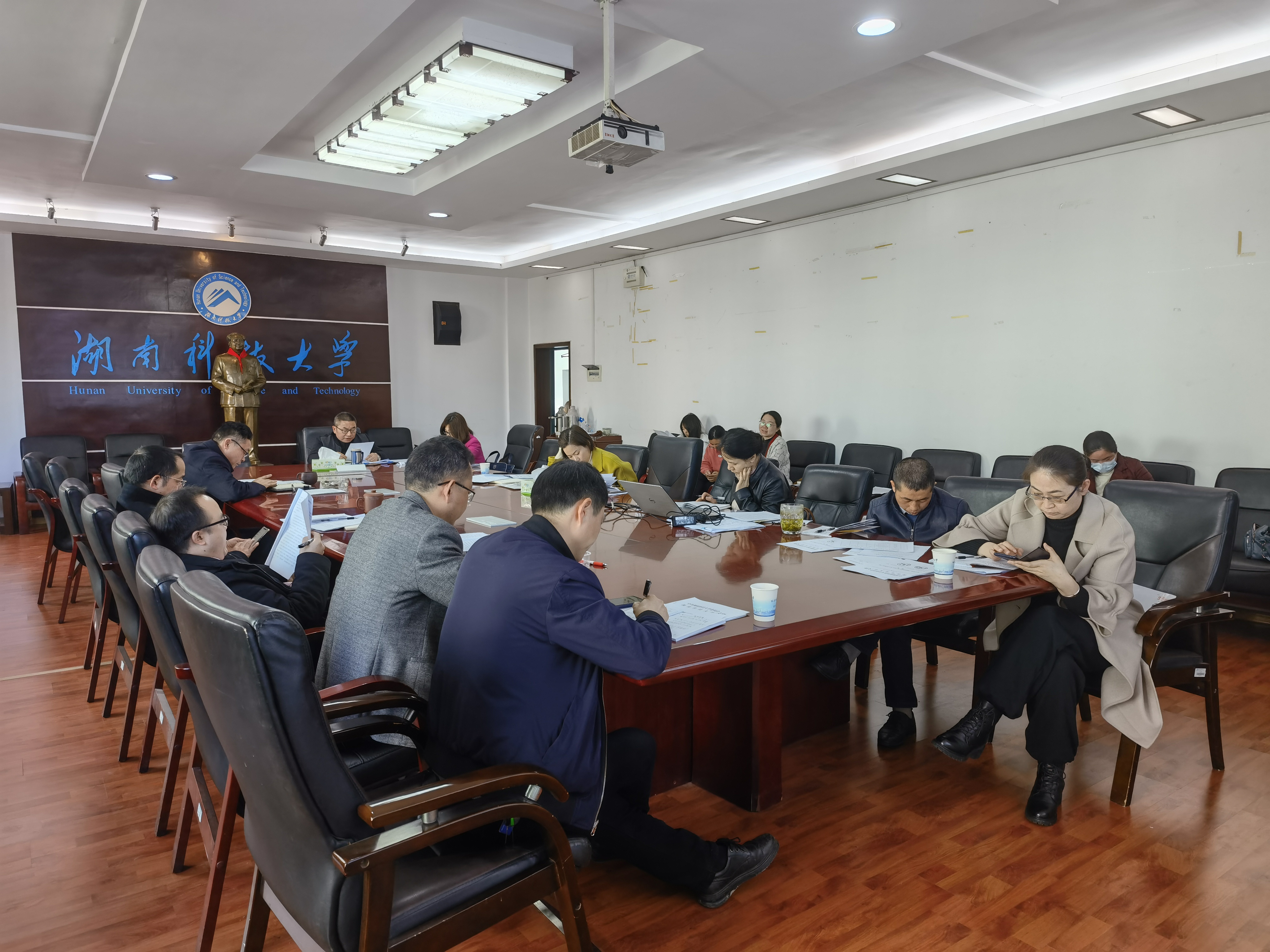 ba21a34018db4ecd94e498c8b4061468.jpg ba21a34018db4ecd94e498c8b4061468.jpg