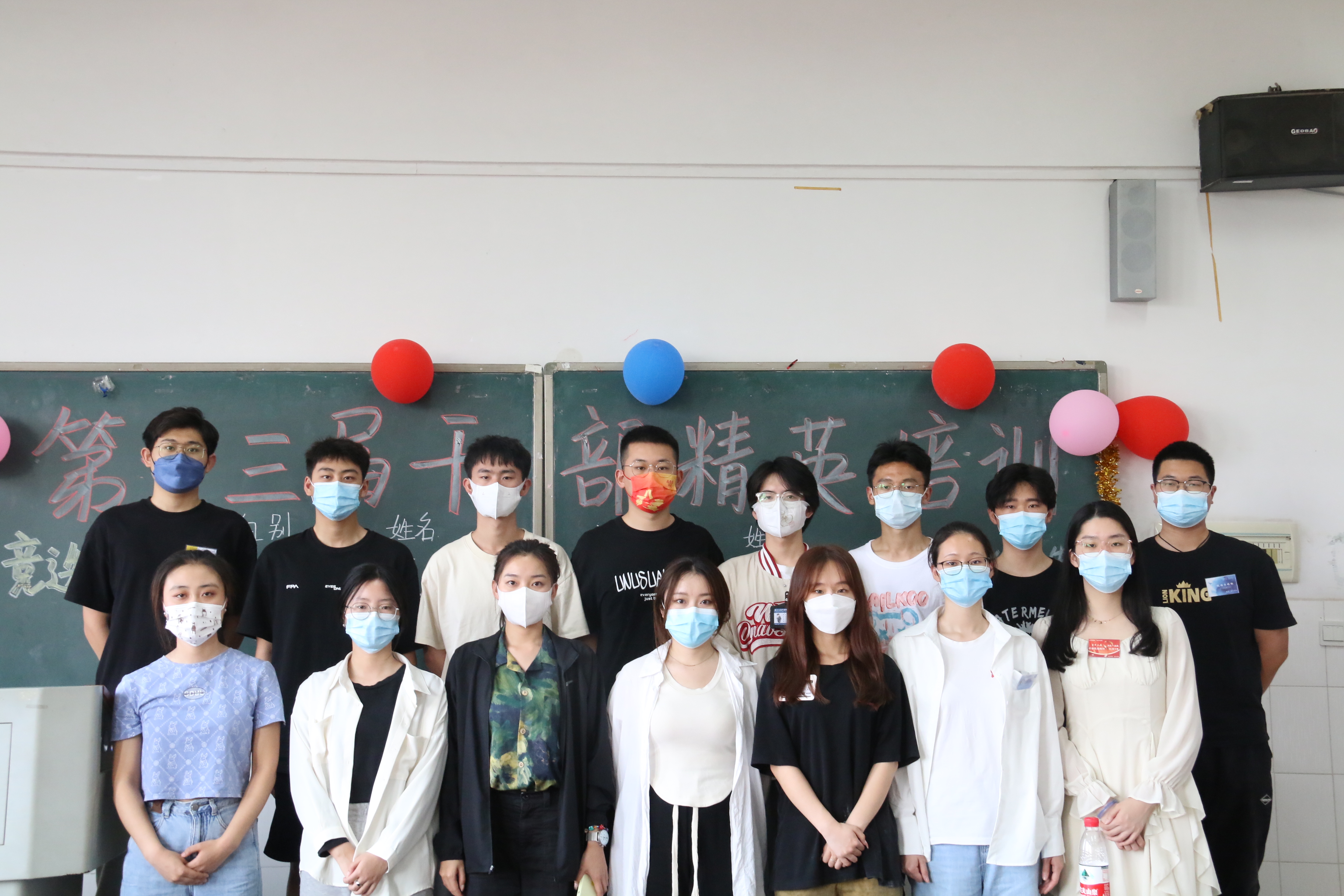 3380b8a04a6c4031a1b6ca46ae12673e.jpg 3380b8a04a6c4031a1b6ca46ae12673e.jpg