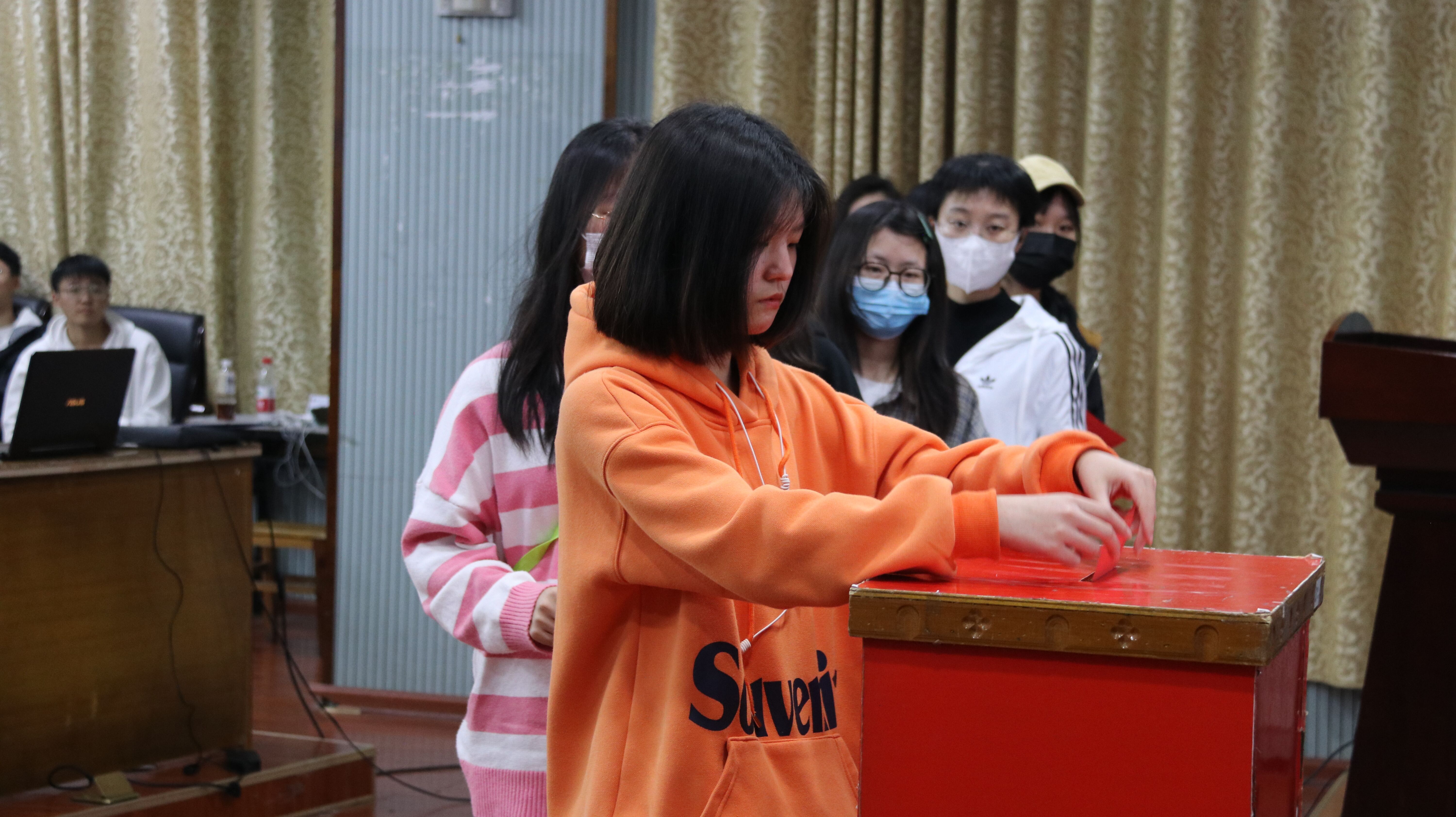 2dffbfae04544e88ae7e138f9b9c20d9.jpg 2dffbfae04544e88ae7e138f9b9c20d9.jpg