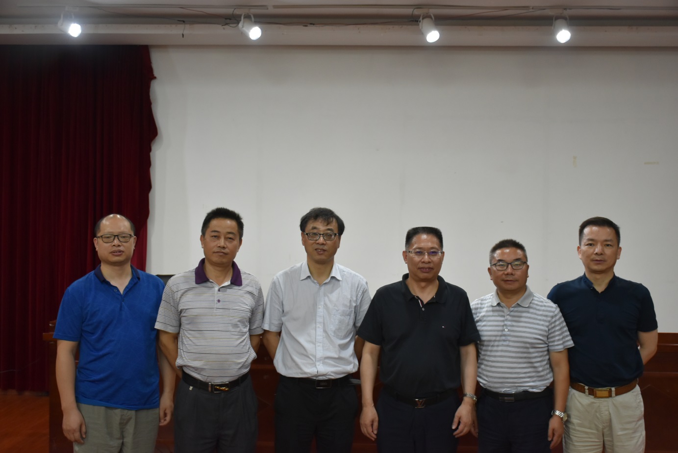 4a1a6d3e21014c07b04b91f9200b3d93.jpg 4a1a6d3e21014c07b04b91f9200b3d93.jpg