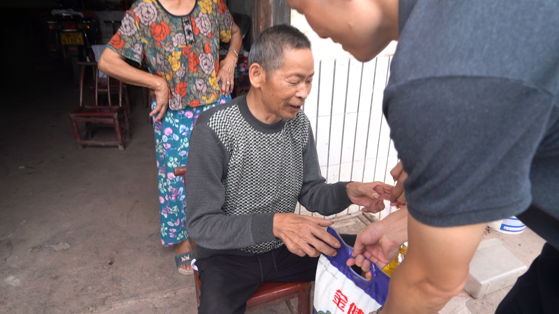 db1e09cb3390476d87d485349778cdec.jpg db1e09cb3390476d87d485349778cdec.jpg