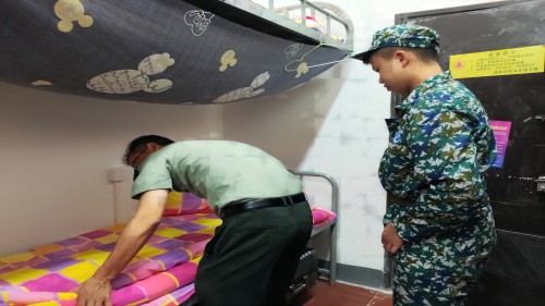 2f3b1626556946ec95517fb4b6adf463.jpg 书记亲自示范(1).jpg