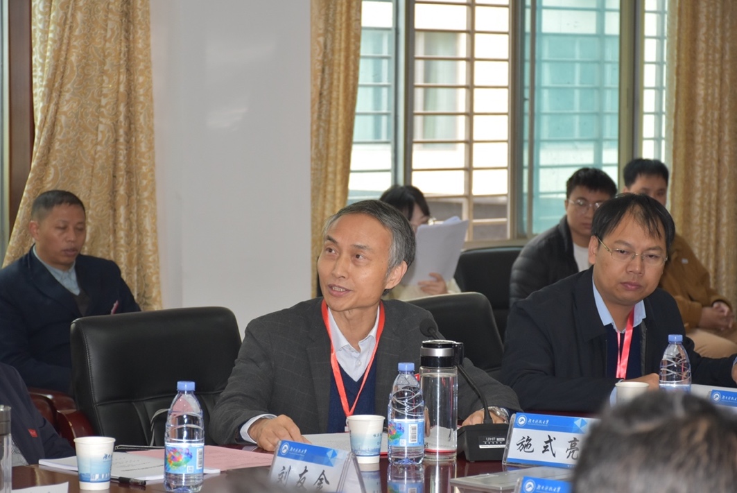 5955f665c27d4f7a9b5ba9a8b8d9e0f7.jpg 5955f665c27d4f7a9b5ba9a8b8d9e0f7.jpg