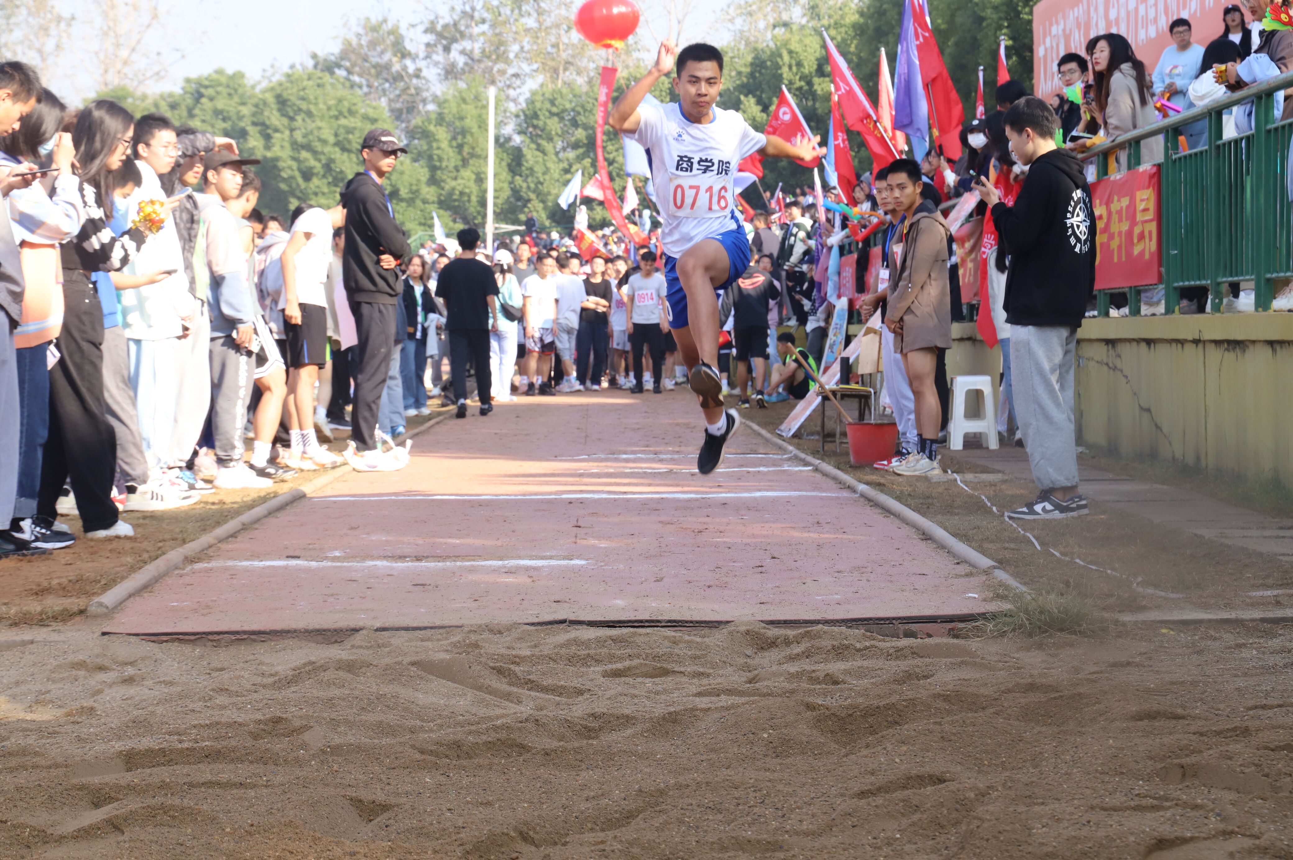 91583e74a7e746e596db203db647111e.jpg 91583e74a7e746e596db203db647111e.jpg