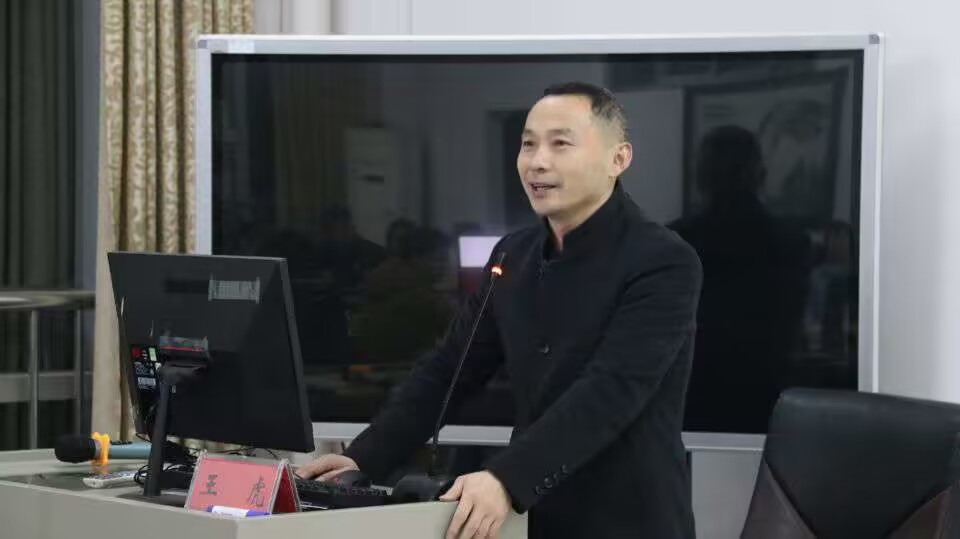 9fc9024a10a740f5817c0d3b027a5791.jpg 9fc9024a10a740f5817c0d3b027a5791.jpg