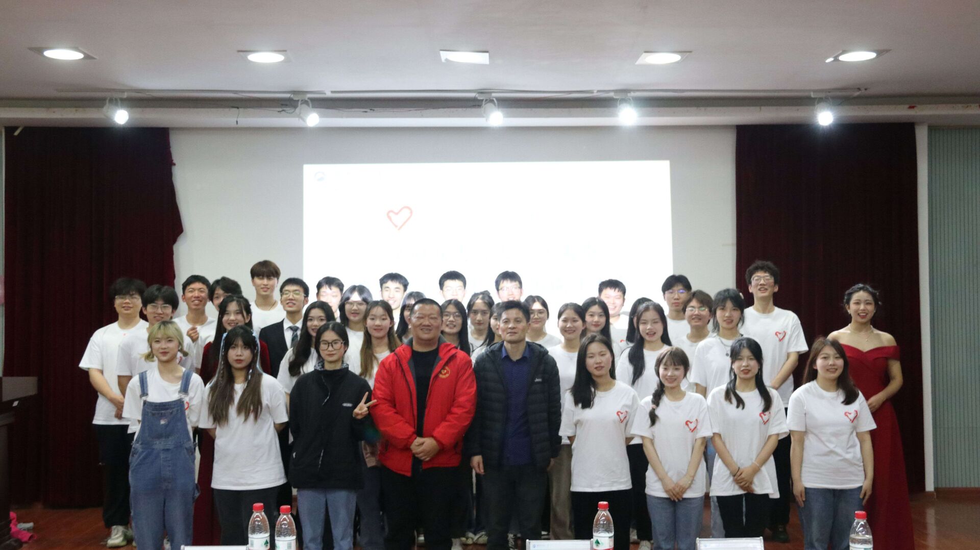 c7a19207c0bd477dbcff7f06ff52094a.jpg c7a19207c0bd477dbcff7f06ff52094a.jpg