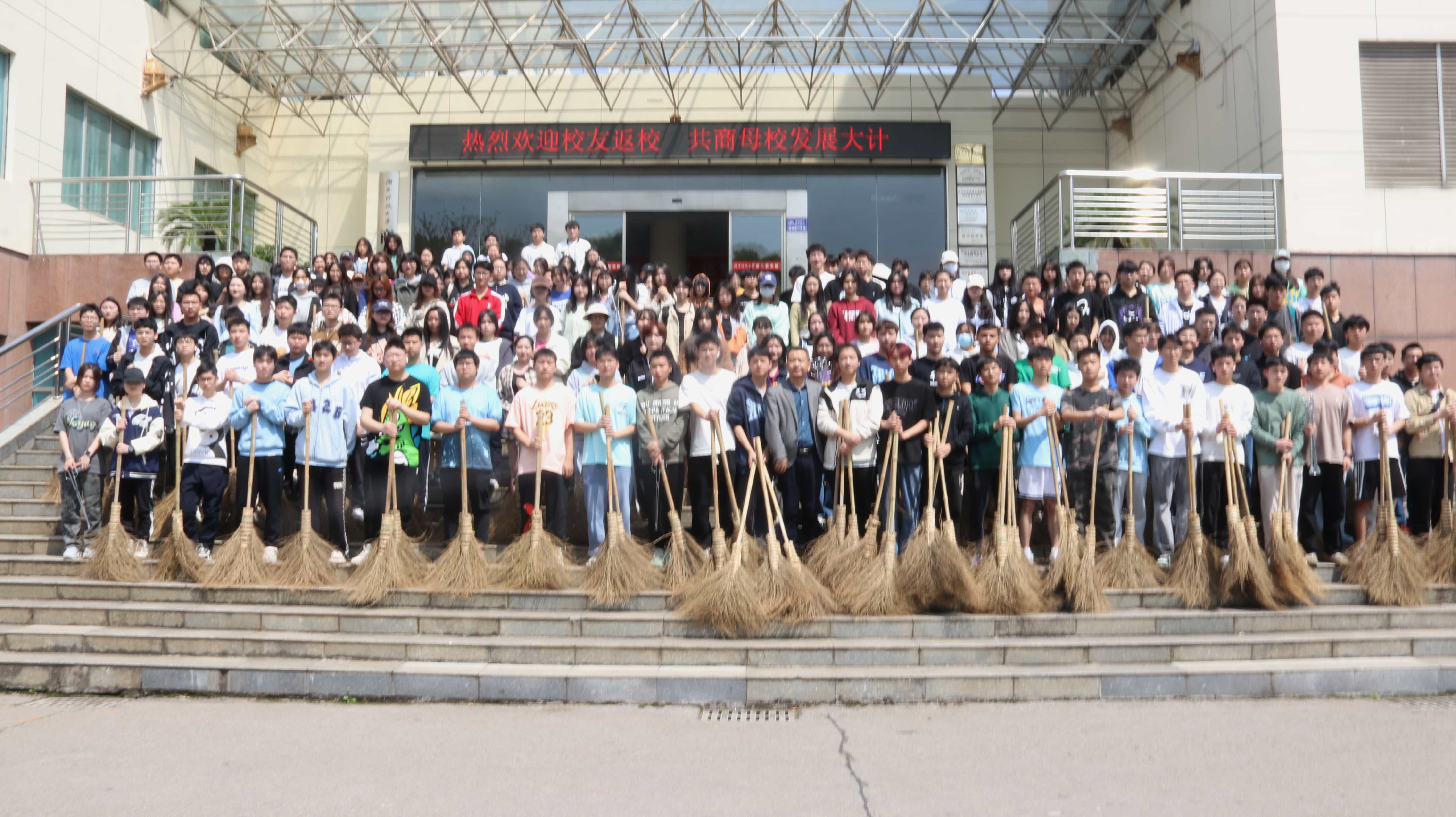 a3d36a1ff31740b39f882ec090b89bed.jpg a3d36a1ff31740b39f882ec090b89bed.jpg