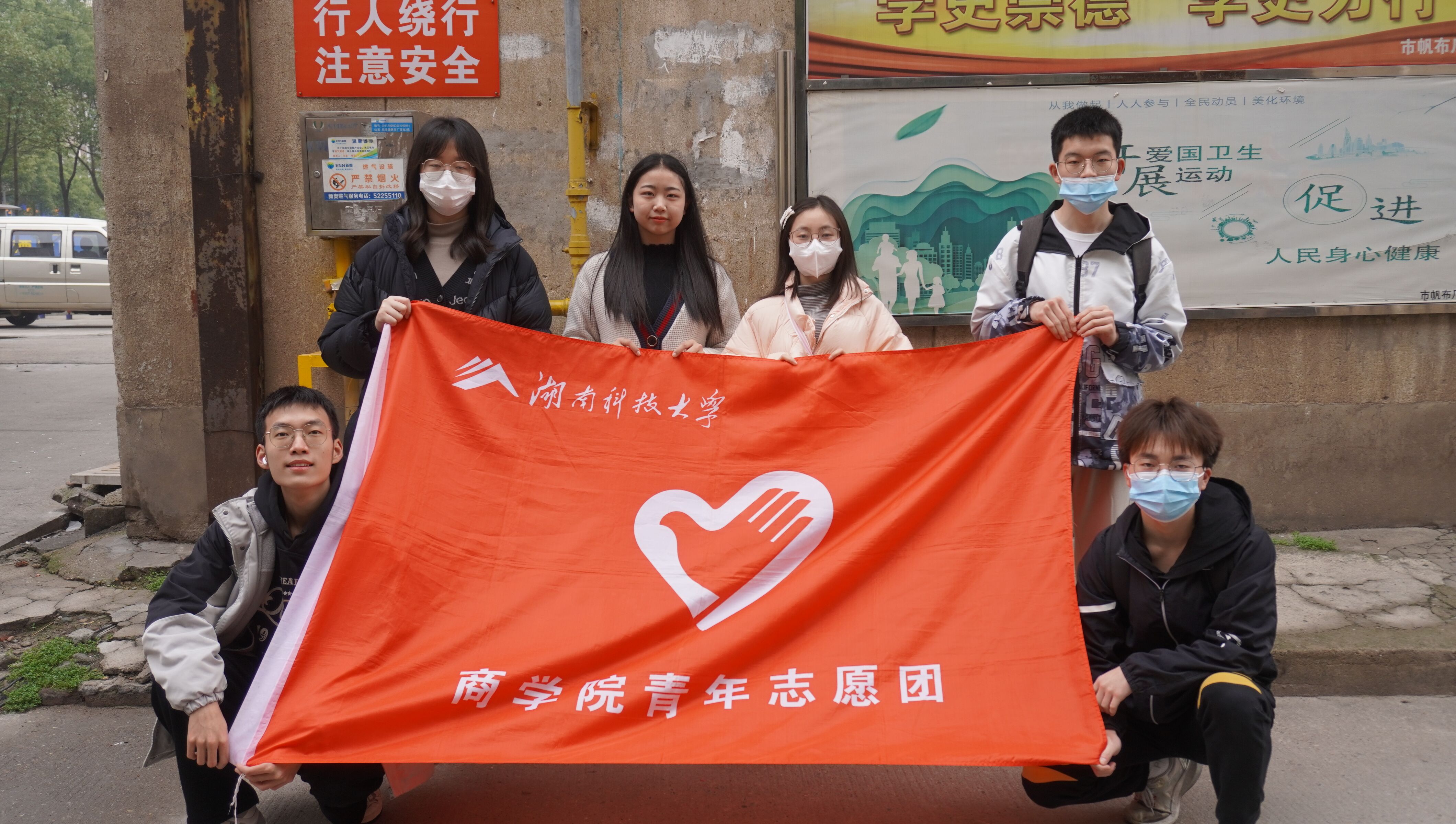 ef5c6c496f0f429dab4d09582e9c1768.jpg ef5c6c496f0f429dab4d09582e9c1768.jpg