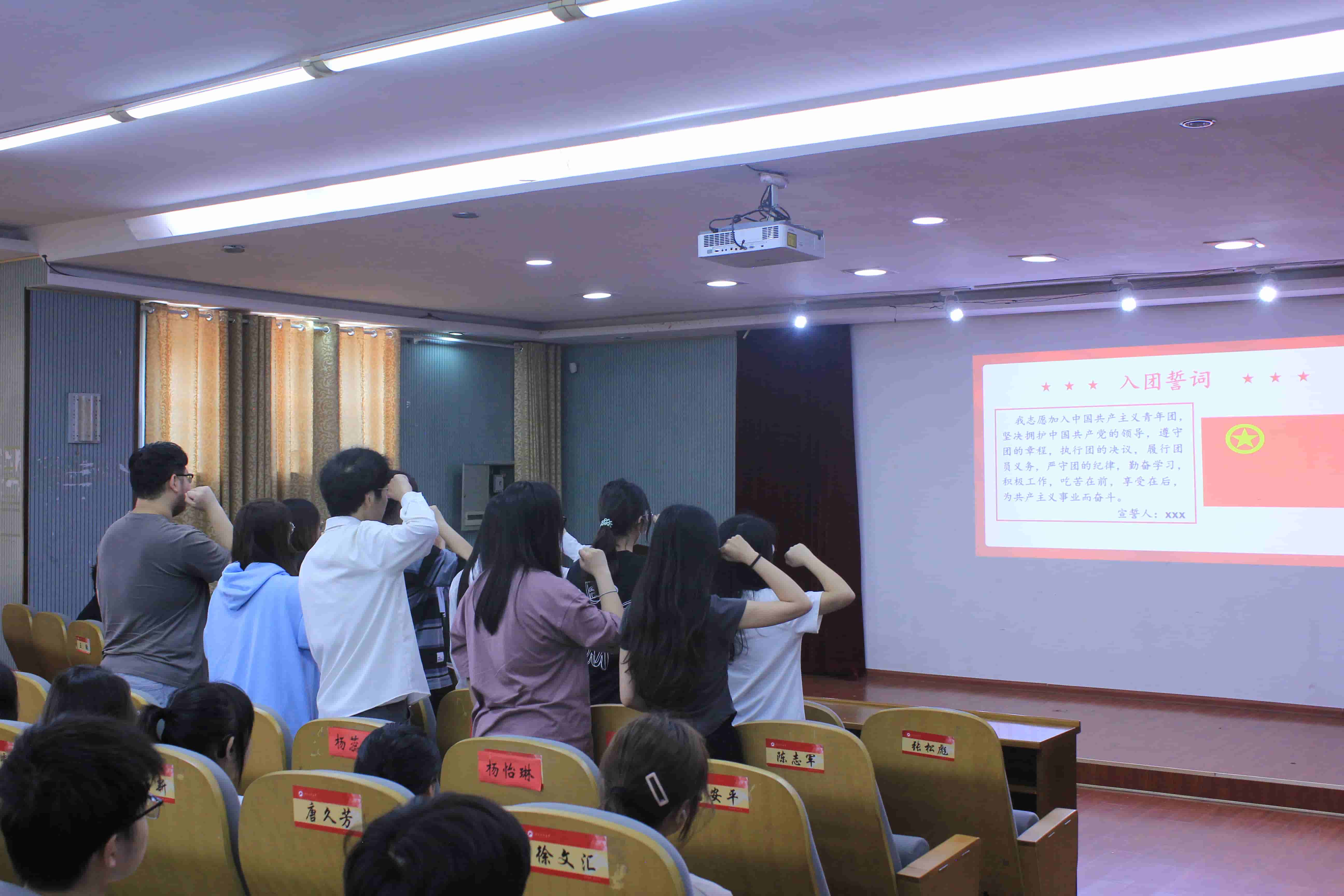 79527cdceb5f40898ccdffb8433d7780.jpg 79527cdceb5f40898ccdffb8433d7780.jpg