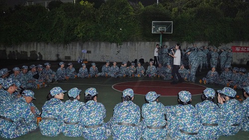 2050299b96904fee8f9e259ea4f0a747.jpg 团辅活动现场.jpg