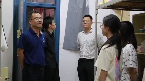 31d5c5de87a346cca1abbff99a05097e.jpg 领导下寝1.jpg