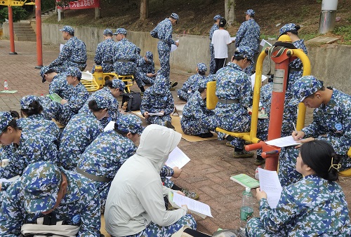 cfa244f823ec4765bc17088516e65d83.jpg 新生阅读宣传单.jpg