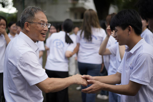 20e09634674e416d8725716de45aa86c.png 图片2.png