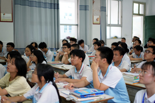 ce813c439c694d63a6b49fe35174f947.png 图片2.png