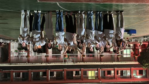 ef5eb908bcf141adb3f59091eeb77ffd.jpg 3.jpg