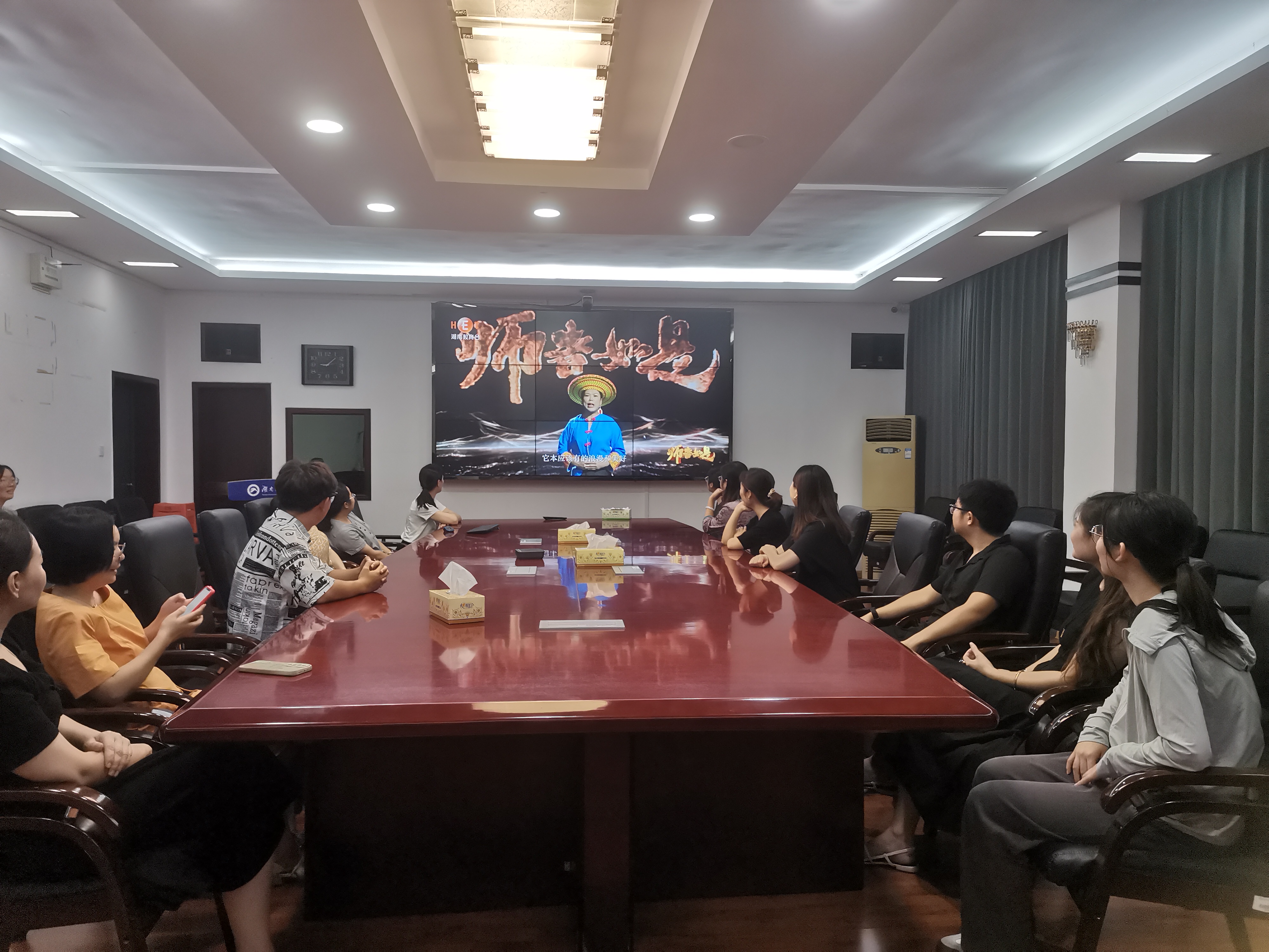 ef977f9cadf34917a30d41dfc71bd453.jpg ef977f9cadf34917a30d41dfc71bd453.jpg