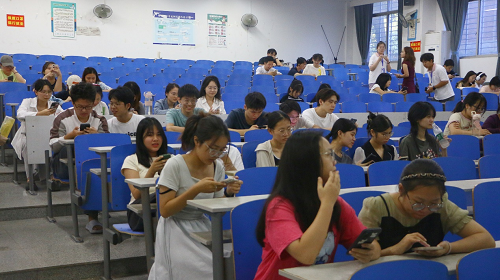 0cdabf7ffc0a4fcabee226d7b8eece19.png 图片1.png