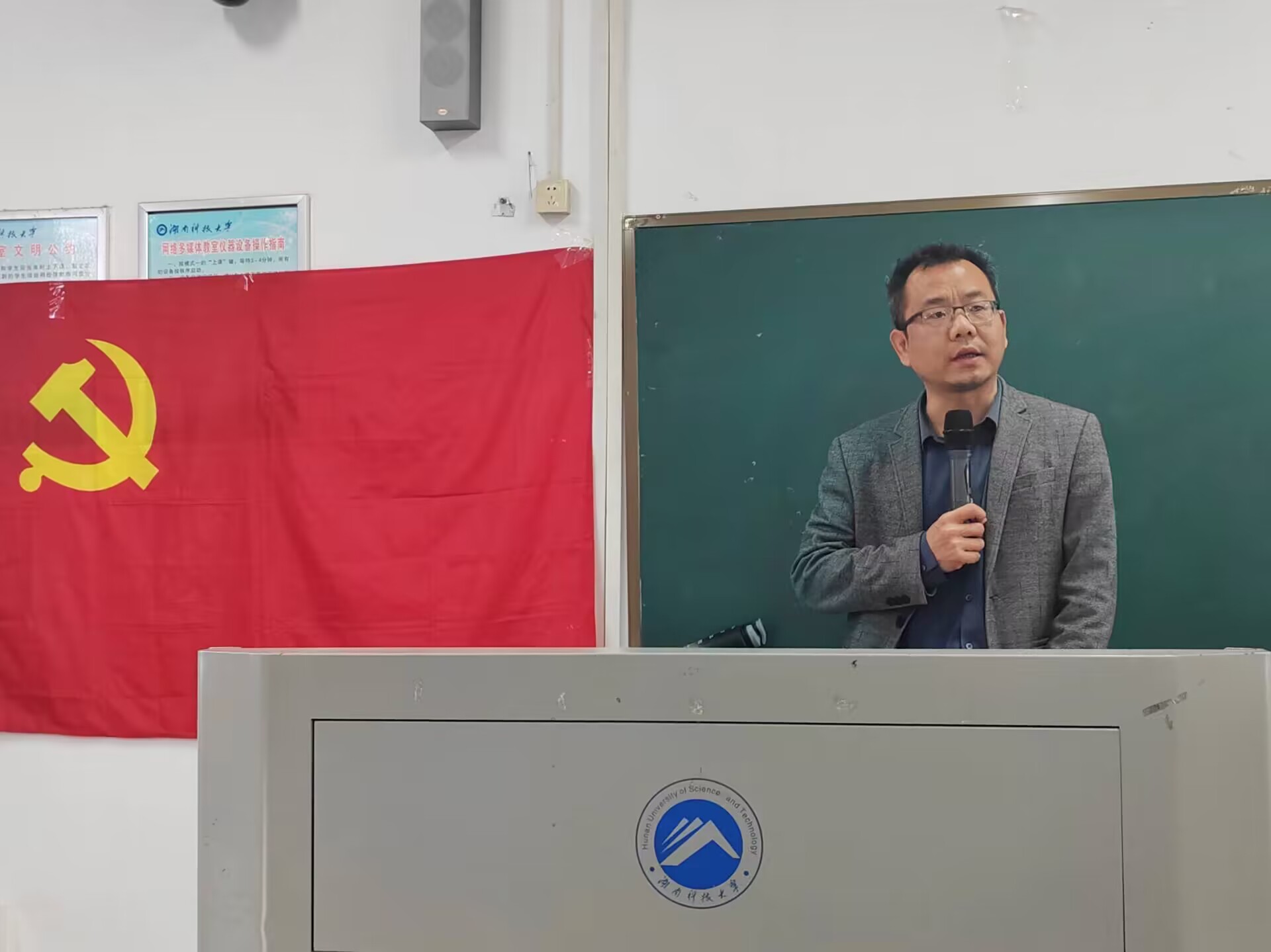 1db3175a8bdb440ab070a143ab793f68.jpg 1db3175a8bdb440ab070a143ab793f68.jpg