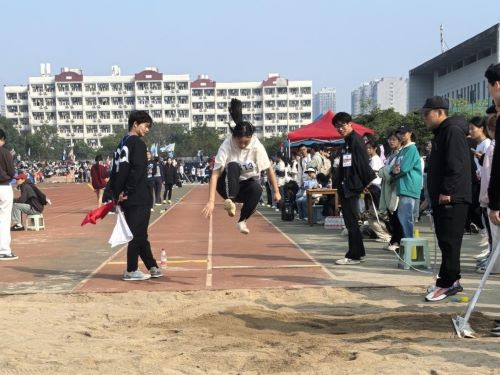 8b6f994c6f1c4d7d9017ef0938b5a35a.jpg 01.jpg