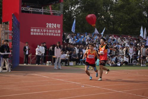 a301ca02dc46426d871df6d1f25d21b7.png 图片2.png